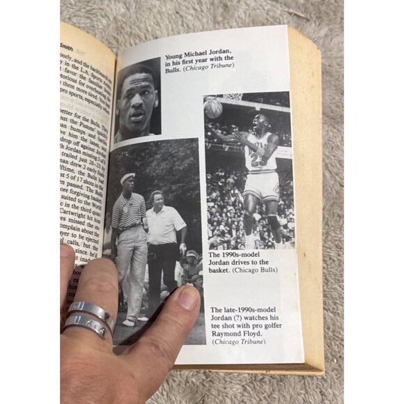The Jordan Rules By Sam Smith 1992 Paperback Book About Michael Jordan & Chicago - Picture 6 of 7